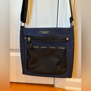 ‼️DISCOUNTED SHIPPING NWOT Crossbody Bag